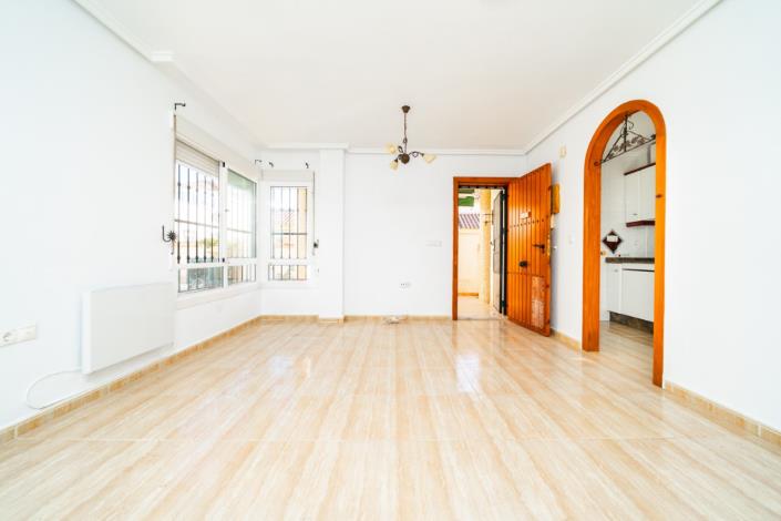 Image No.10-3 Bed Villa for sale