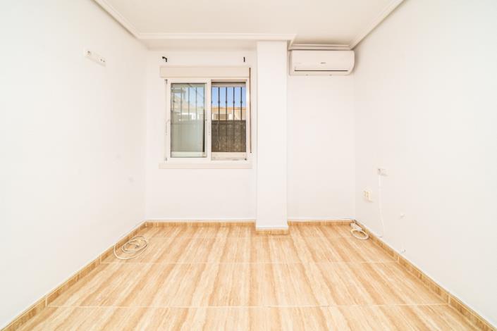 Image No.20-3 Bed Villa for sale