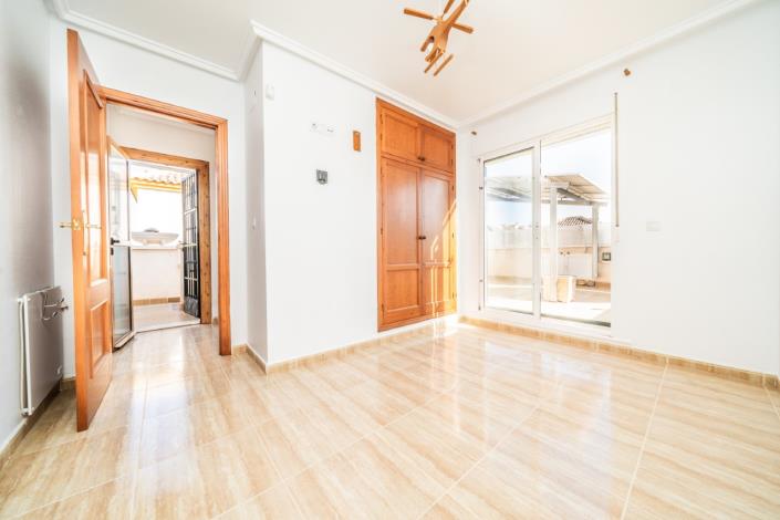 Image No.26-3 Bed Villa for sale