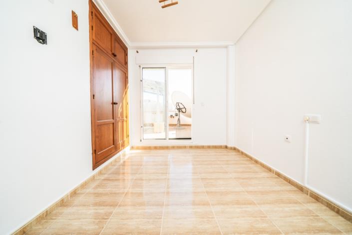 Image No.28-3 Bed Villa for sale