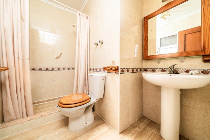 Image No.29-3 Bed Villa for sale