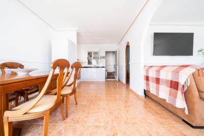 Terraced-house-for-sale-in-Costa-Blanca--5---Portals-