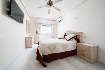 Terraced-house-for-sale-in-Costa-Blanca--14---Portals-