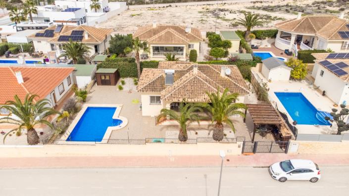 Image No.3-2 Bed Villa for sale