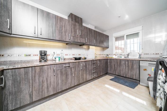 Image No.18-2 Bed Villa for sale