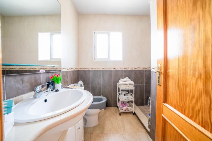 Image No.23-2 Bed Villa for sale