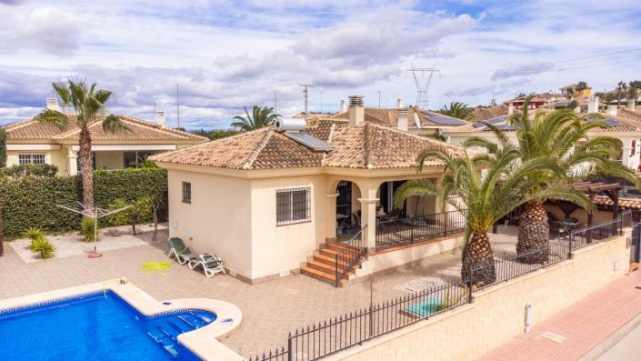 Image No.27-2 Bed Villa for sale