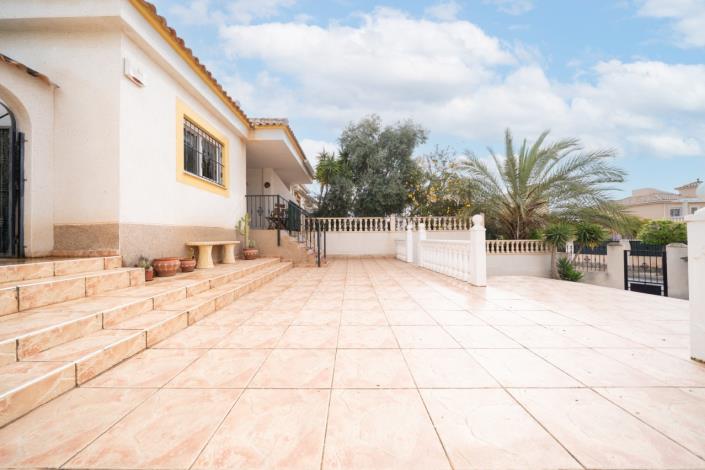 Image No.7-3 Bed Semi-Detached for sale