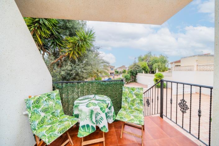 Image No.9-3 Bed Semi-Detached for sale