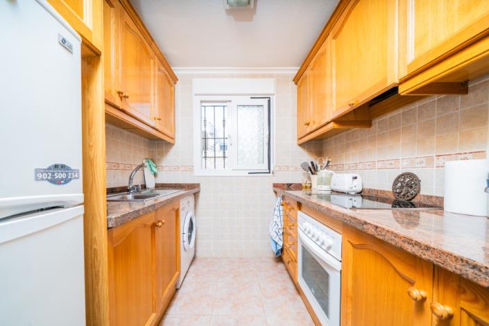 Image No.15-3 Bed Semi-Detached for sale