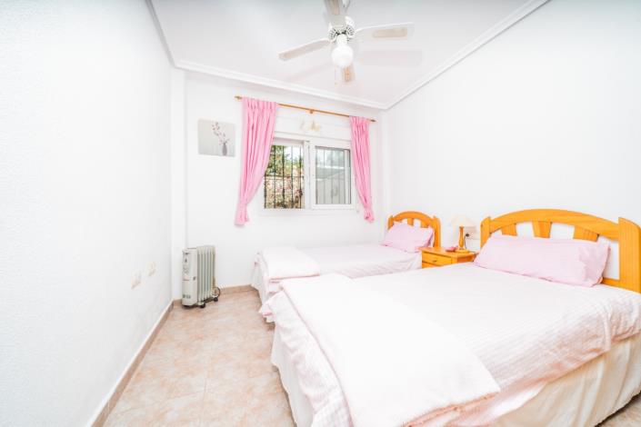 Image No.20-3 Bed Semi-Detached for sale