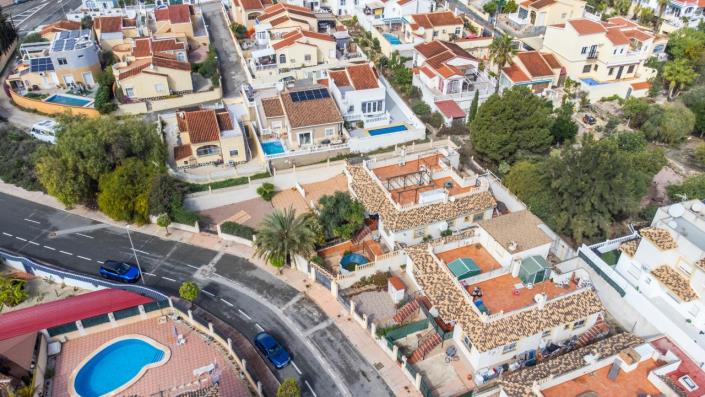 Image No.37-3 Bed Semi-Detached for sale