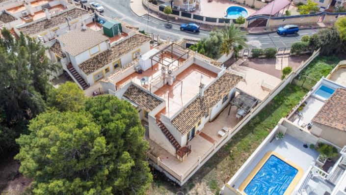 Image No.38-3 Bed Semi-Detached for sale