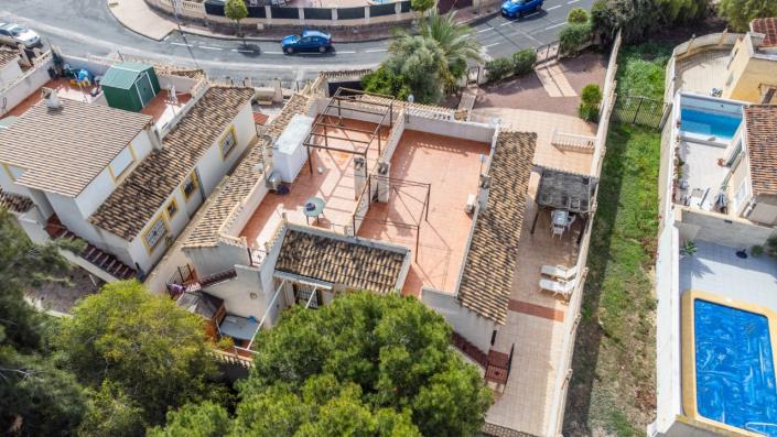 Image No.39-3 Bed Semi-Detached for sale