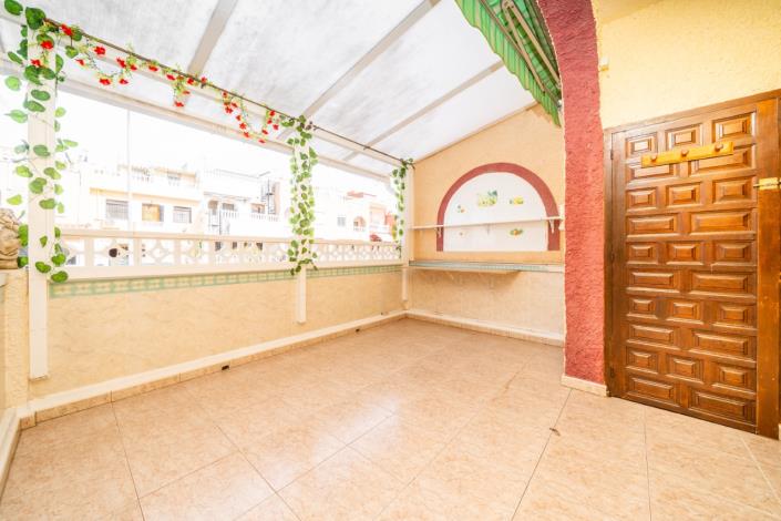 Image No.7-2 Bed Townhouse for sale