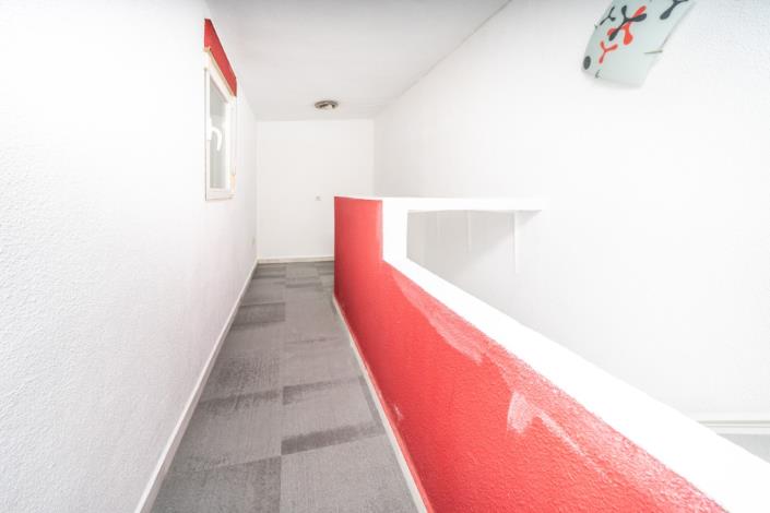 Image No.20-2 Bed Townhouse for sale