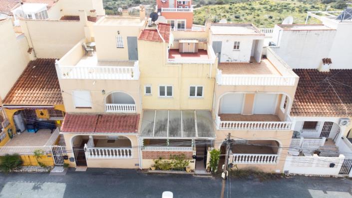 Image No.27-2 Bed Townhouse for sale