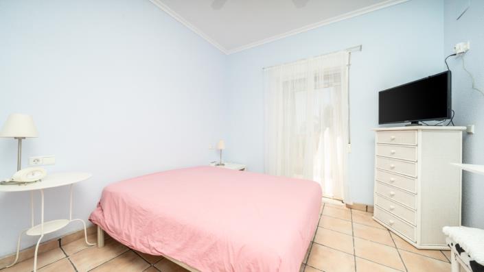 Image No.25-8 Bed Villa for sale