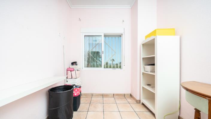 Image No.28-8 Bed Villa for sale