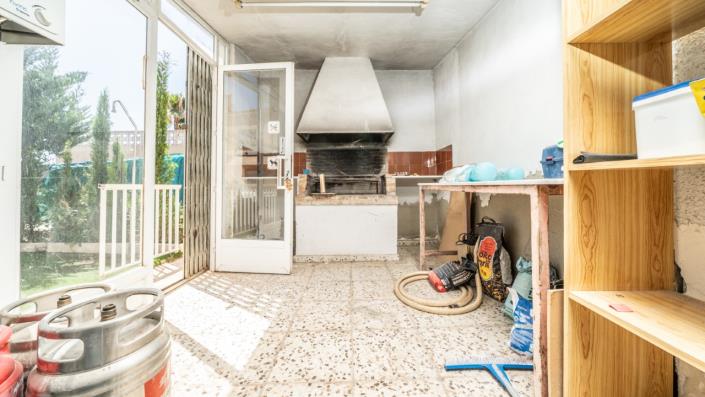 Image No.36-8 Bed Villa for sale