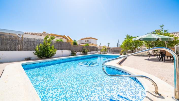 Image No.4-3 Bed Villa for sale