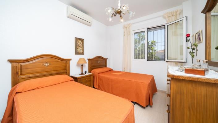 Image No.18-3 Bed Villa for sale