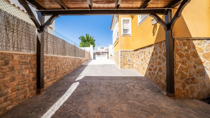 Image No.32-3 Bed Villa for sale