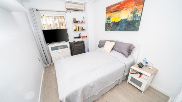 Image No.21-2 Bed Apartment for sale