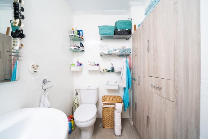 Image No.24-2 Bed Apartment for sale