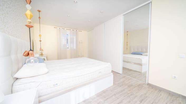 Image No.28-3 Bed Villa for sale