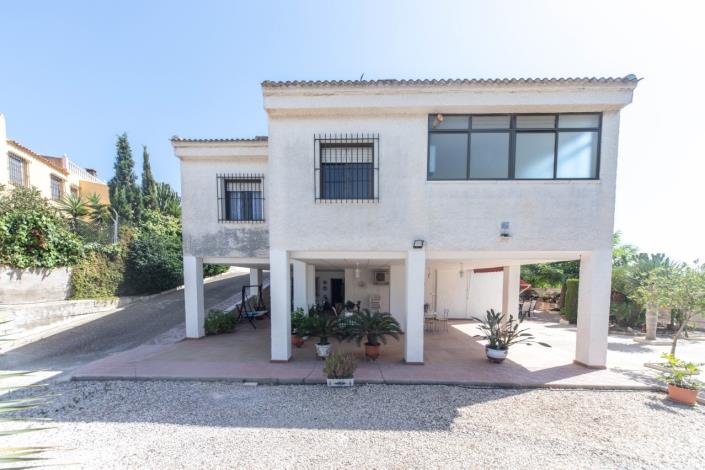 Image No.7-6 Bed Villa for sale