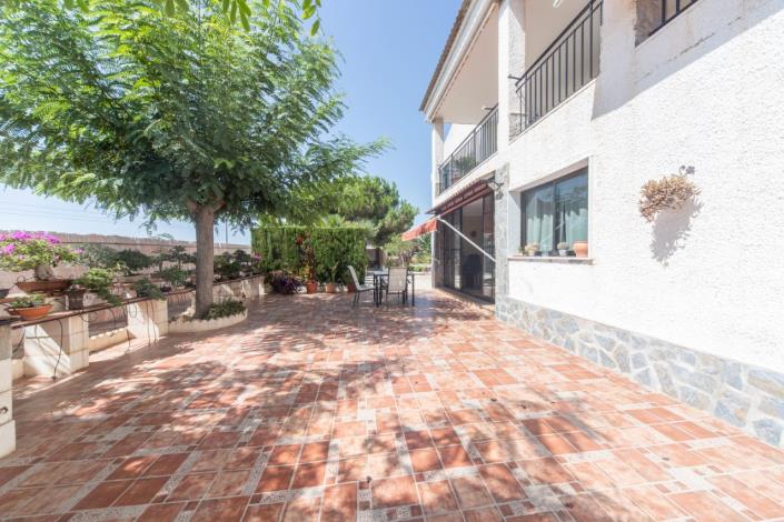 Image No.15-6 Bed Villa for sale