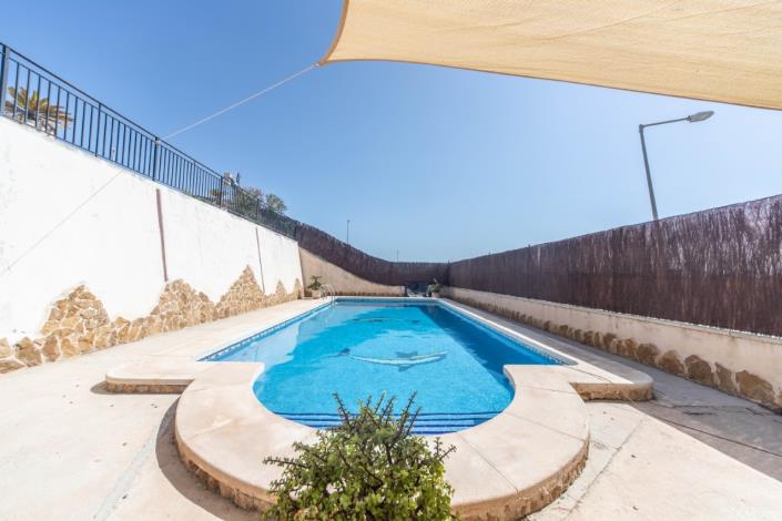 Image No.5-6 Bed Villa for sale