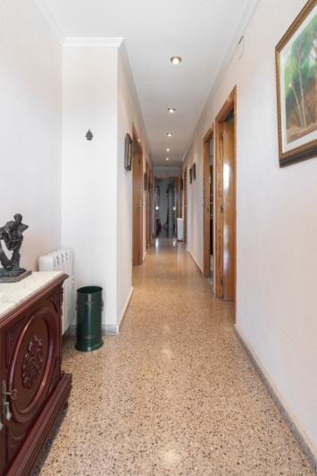 Image No.17-6 Bed Villa for sale