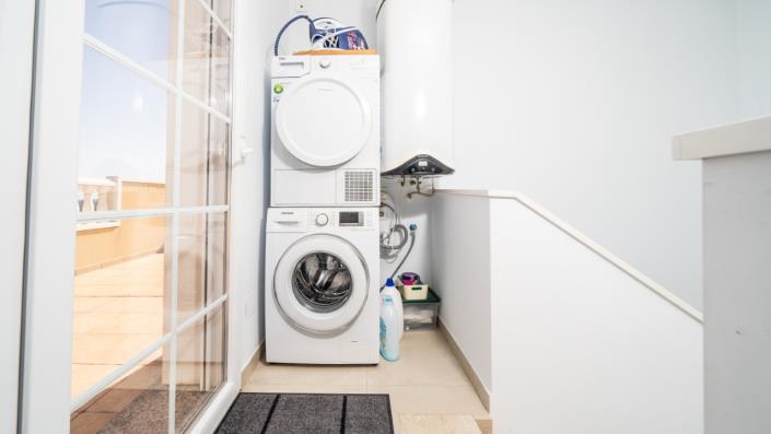 Image No.29-3 Bed Villa for sale