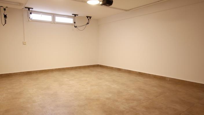 Image No.39-5 Bed Villa for sale