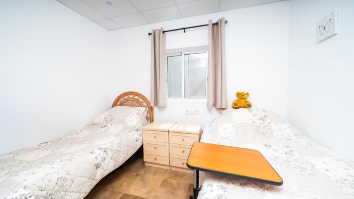 Image No.28-8 Bed Villa for sale