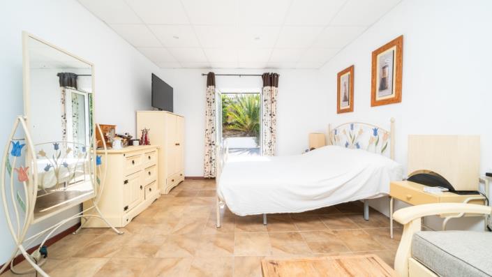 Image No.31-8 Bed Villa for sale