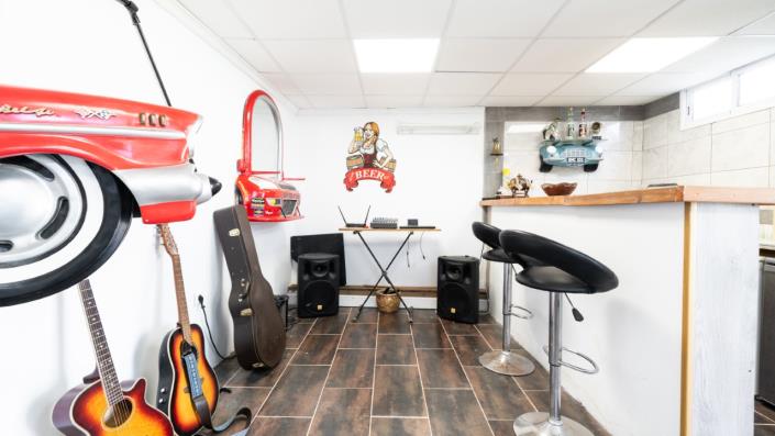 Image No.43-8 Bed Villa for sale