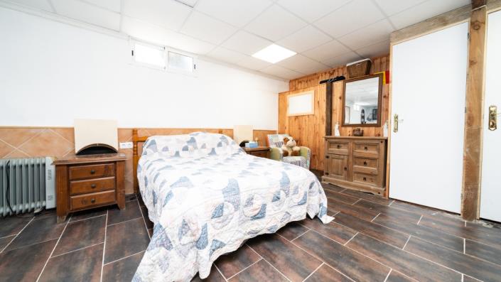 Image No.46-8 Bed Villa for sale