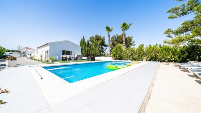 Image No.59-8 Bed Villa for sale