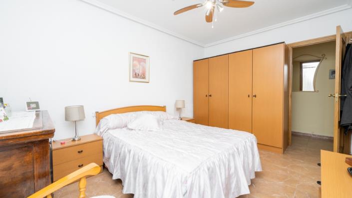 Image No.12-5 Bed Villa for sale