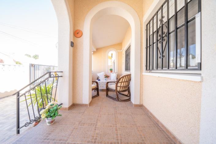 Image No.8-2 Bed Villa for sale