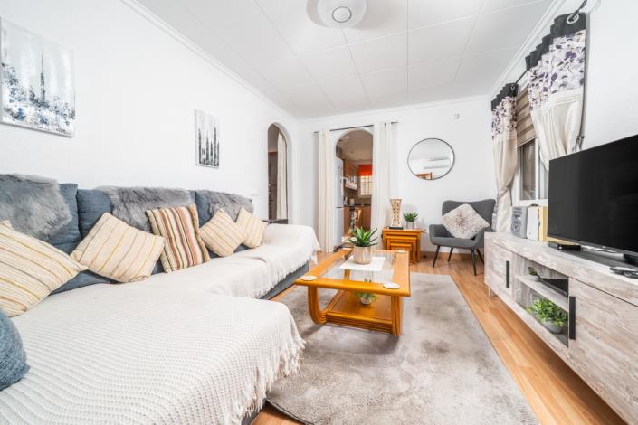 Image No.10-2 Bed Villa for sale