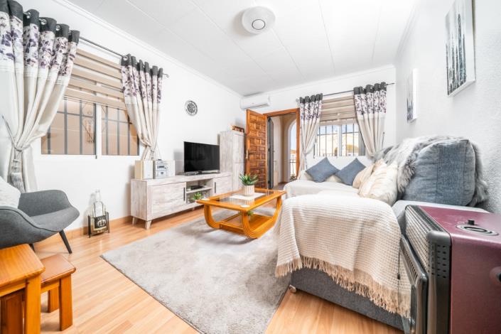 Image No.12-2 Bed Villa for sale