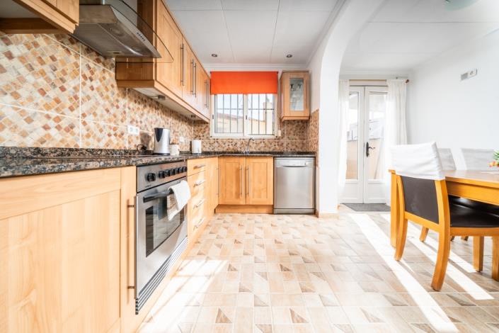 Image No.14-2 Bed Villa for sale