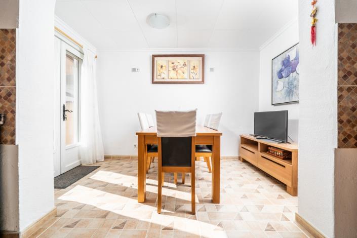 Image No.16-2 Bed Villa for sale