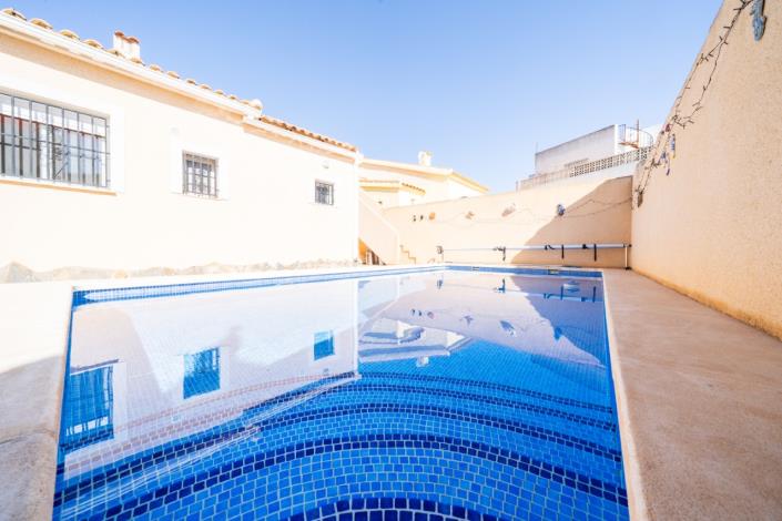 Image No.26-2 Bed Villa for sale