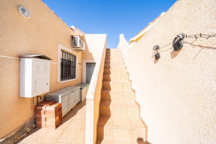 Image No.28-2 Bed Villa for sale