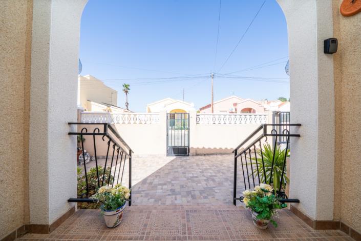 Image No.32-2 Bed Villa for sale